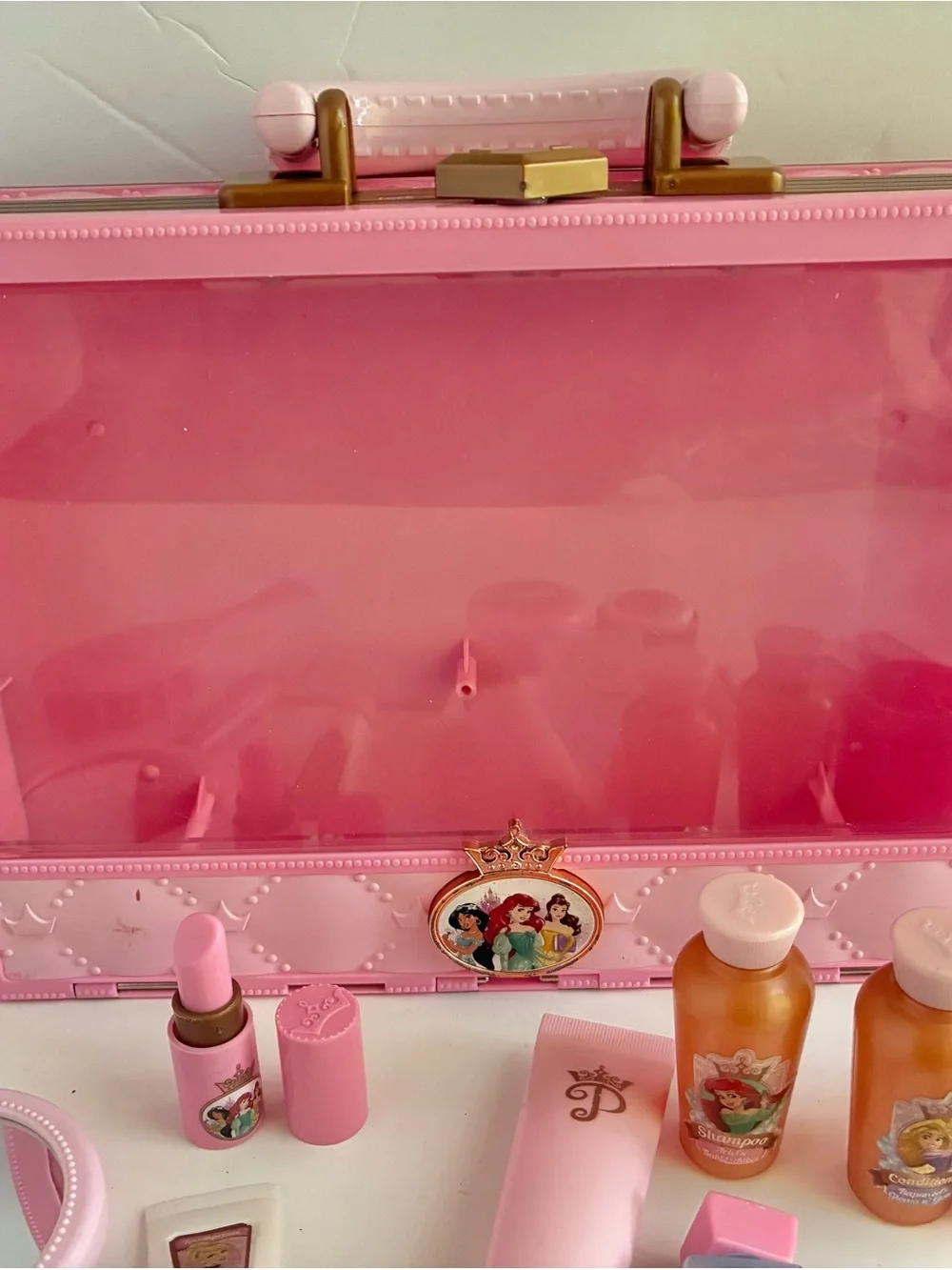 Disney Princess Pretend Makeup Playset Pink Case Read